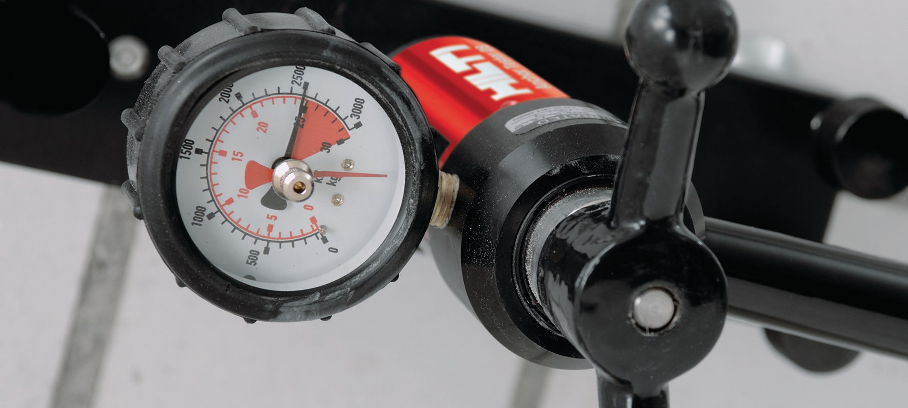 Hilti utiliza las herramientas Simcenter Testing Solutions para optimizar  sus diseños - Avantek