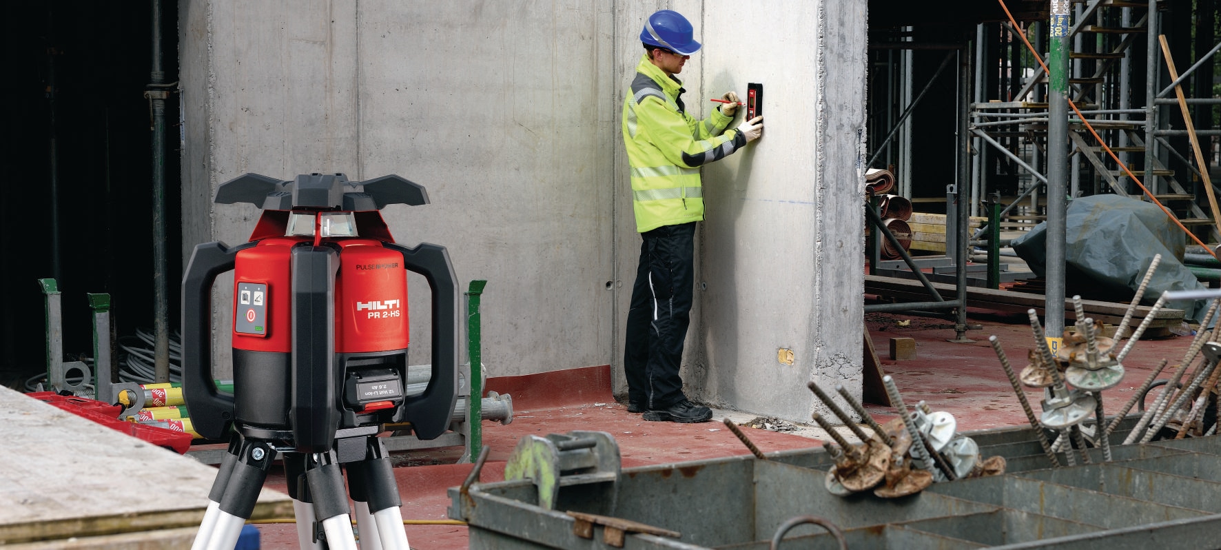 Plomada de láser verde PM 2-PG - Láseres de puntos y líneas - Hilti Colombia